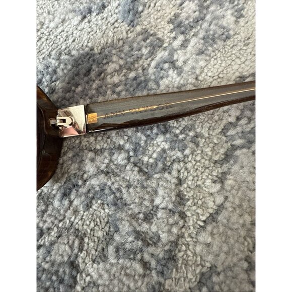 Ann Taylor Designer Oval Sunglasses Brown Fashion Wrap Gradient Lenses At0813s - Picture 8 of 8